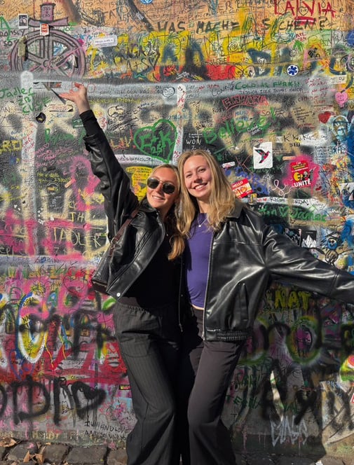 TRAVEL FROM VANESSA POLLARI 4