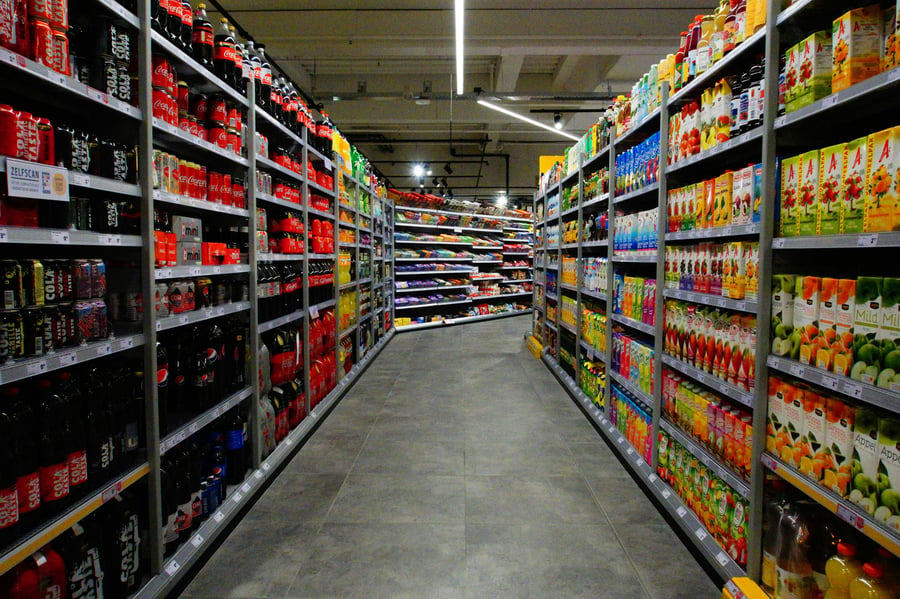 Learning a Country Through Its Grocery Stores